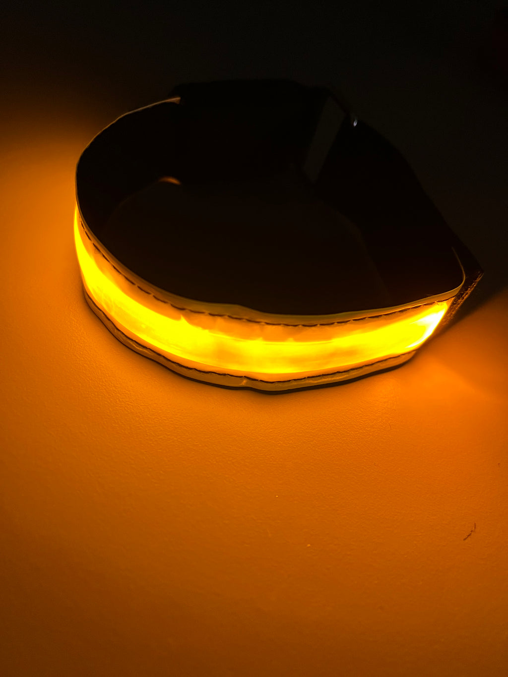 LED Armband – Syns i mörkret när du springer, cyklar eller promenerar