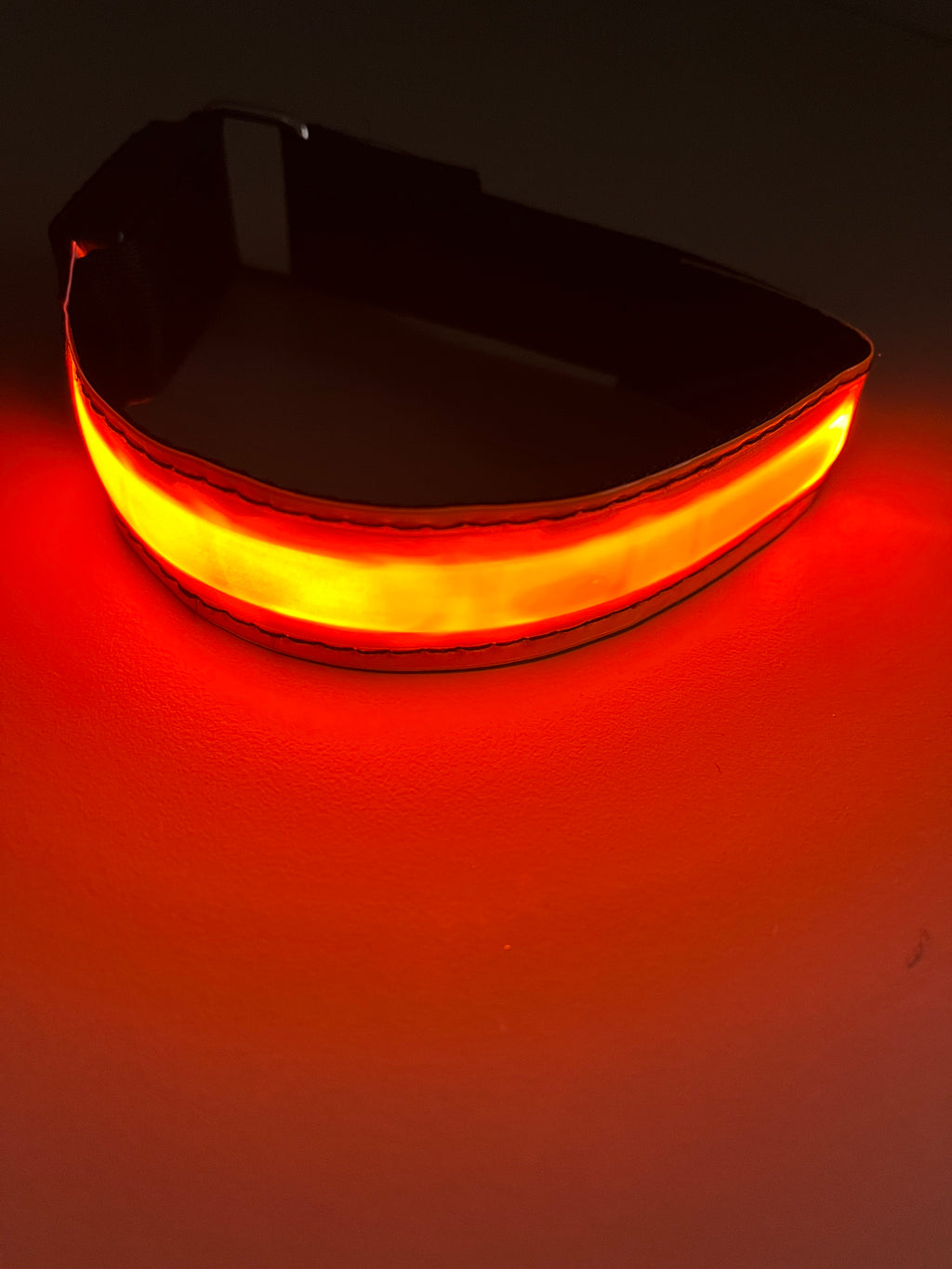 LED Armband – Syns i mörkret när du springer, cyklar eller promenerar